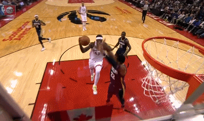 1.3亿先生西亚卡姆快马反击挑篮命中