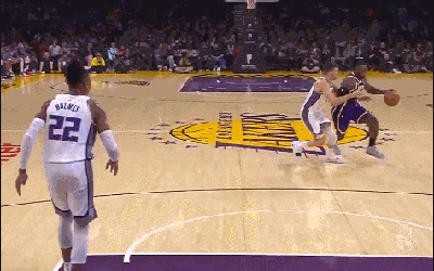 詹姆斯单臂隔扣别利察引爆全场