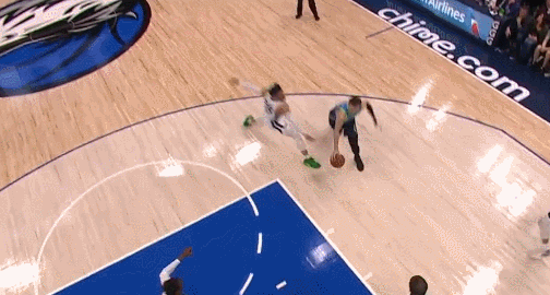 东契奇欧洲步上篮美如画