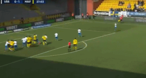 瓦纳默门将的超强扣杀