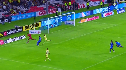 蒙特雷门将大秀NBA绝技，可惜这里是足球场