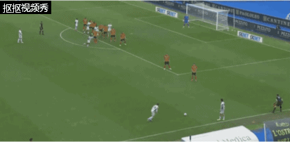 加洛打入乌龙球