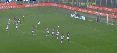 第15分钟，扎莱夫斯基破门，国米1-0