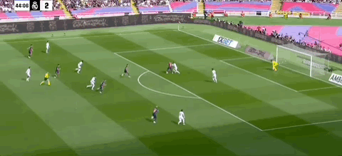 第18分钟，埃里克-加西亚破门！巴萨1-2