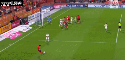 全北现代禁区内推倒江原FC球员