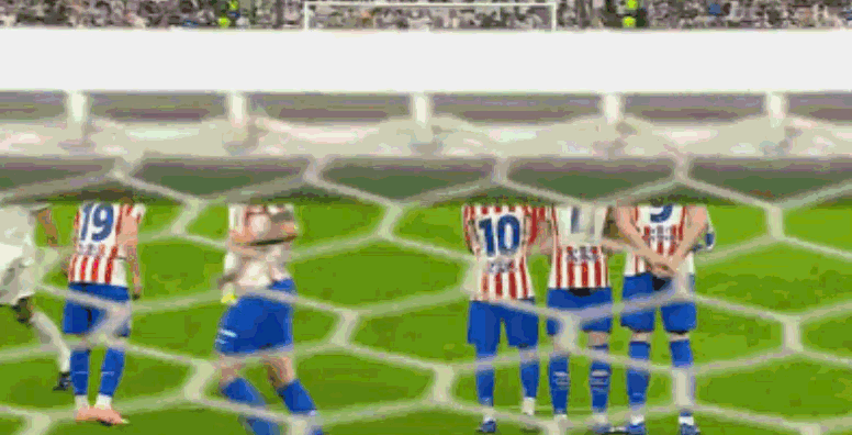 巴尔韦德任意球闪击马竞，皇马1-0马竞