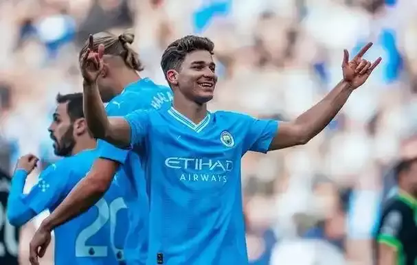 曼城夺得世俱杯冠军是哪一年