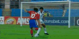 2000年黎巴嫩世界杯小组赛对阵韩国，国足13脚传递，宿茂臻头球破门