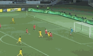 2017年12月东亚四强赛再战韩国，于大宝再次立功为中国队扳平比分