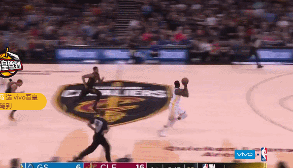 追梦一条龙暴扣得手