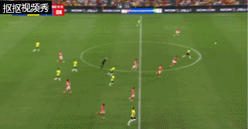 韦卢皮莱单刀破门，澳大利亚2-0