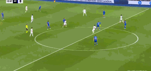 维尼修斯单刀未能破门