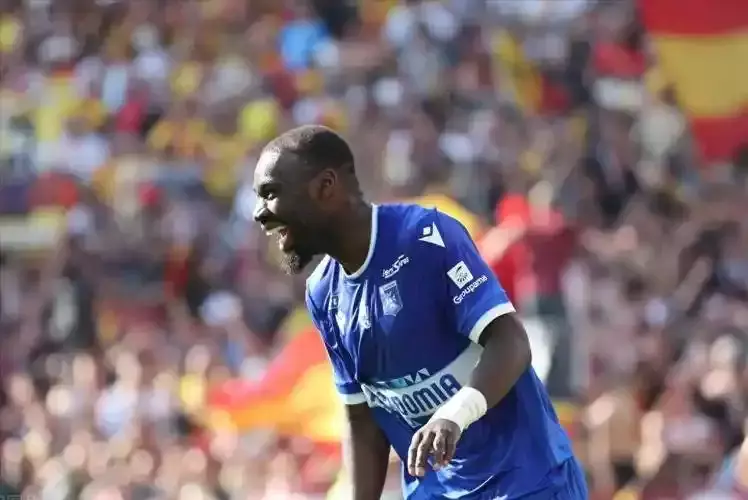 法甲首届冠军是谁