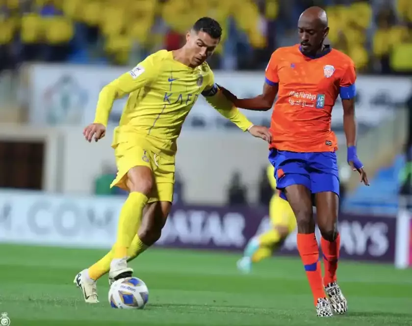 沙特联外援可以上场几个人