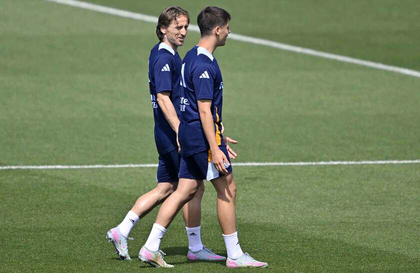 莫德里奇和居勒尔