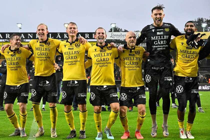 米亚尔比2-0击败埃尔夫斯堡赛后